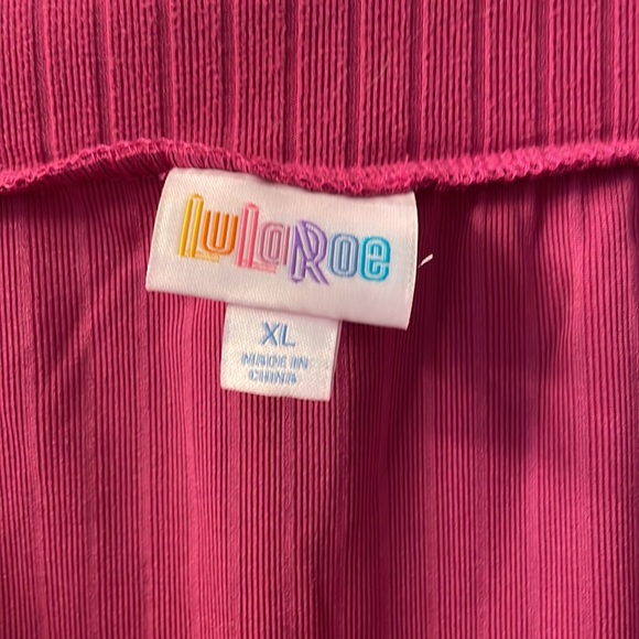 Skirt - Picture 2 of 4